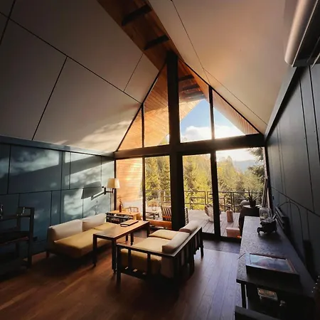 Chalet Spitzbergen House *