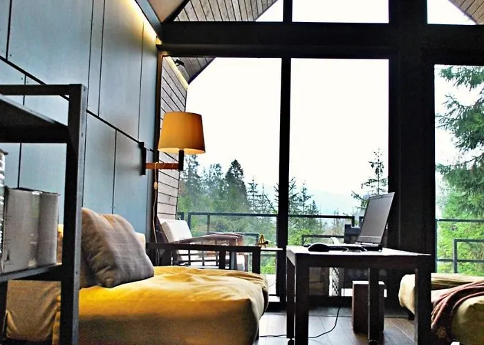 Spitzbergen House 木屋 奥尔亚维奇克
